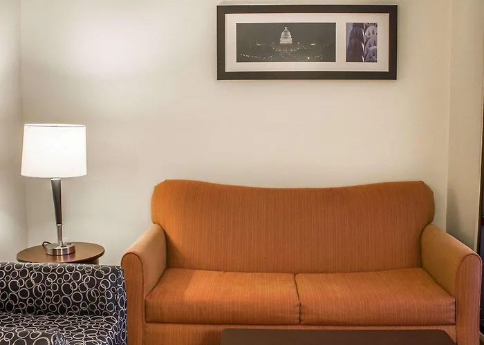 Comfort East Broad 4*