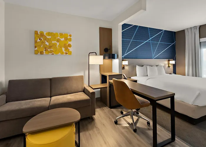 Hotel Comfort East Broad 4*