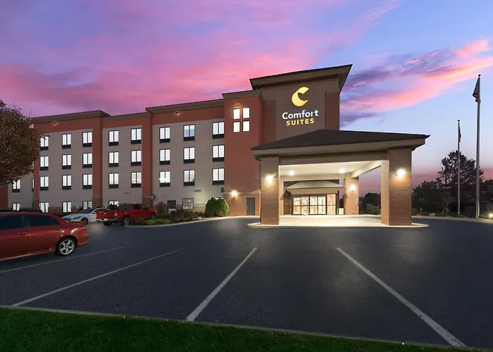 Comfort East Broad Hotel 4*