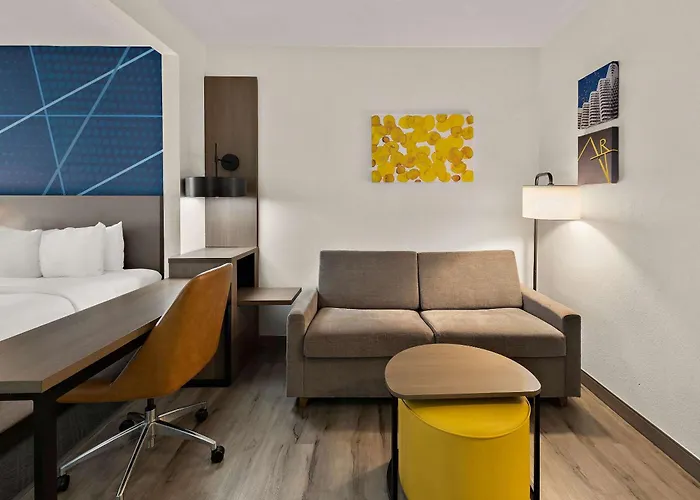 Hotel Comfort East Broad