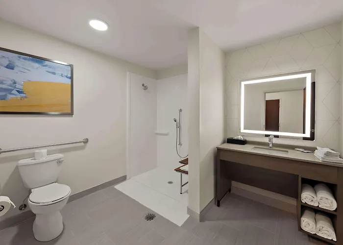 Hotel Comfort East Broad