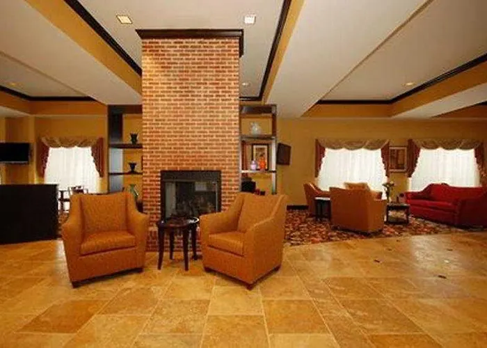 Hotel Comfort East Broad 4*